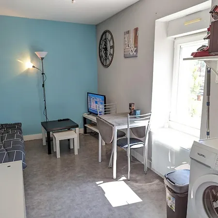 Studio 6 Acces Gare De Et Centre A Pieds * Poitiers