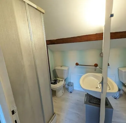 Studio 6 Acces Gare De Et Centre A Pieds * Poitiers